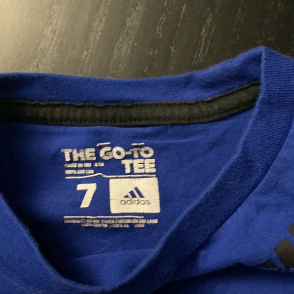Adidas tshirt size 7 kids - Picture 3 of 4